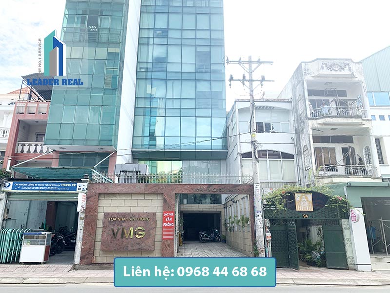 Mặt tiền tòa nhà cho thuê văn phòng VMG building quận Phú Nhuận