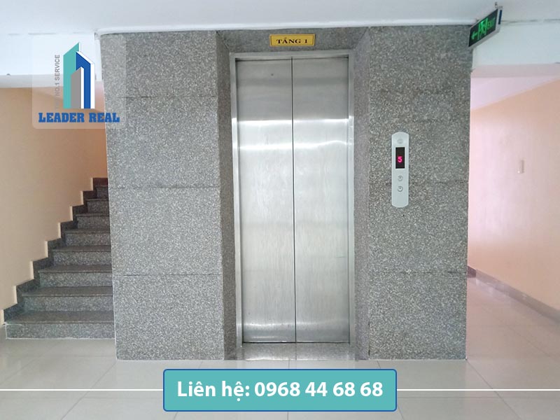 Hệ thống thang máy tại tòa nhà Cosmobiz building quận Bình Thạnh