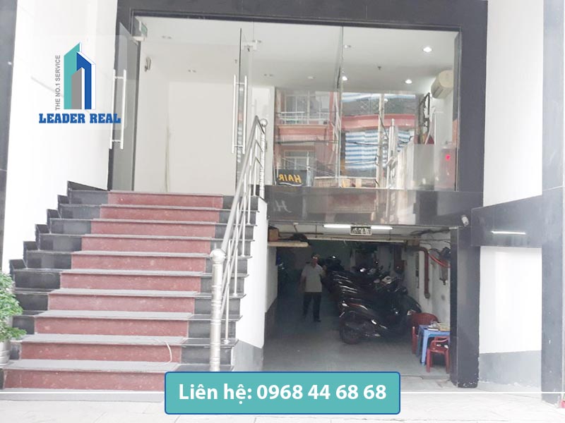 Lối vào tòa nhà cho thuê văn phòng PVC building quận Bình Thạnh