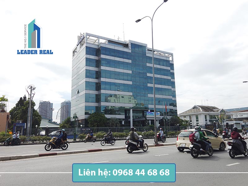 Giao thông thuận lợi tại Văn phòng cho thuê Cảng Saigon building quận 4